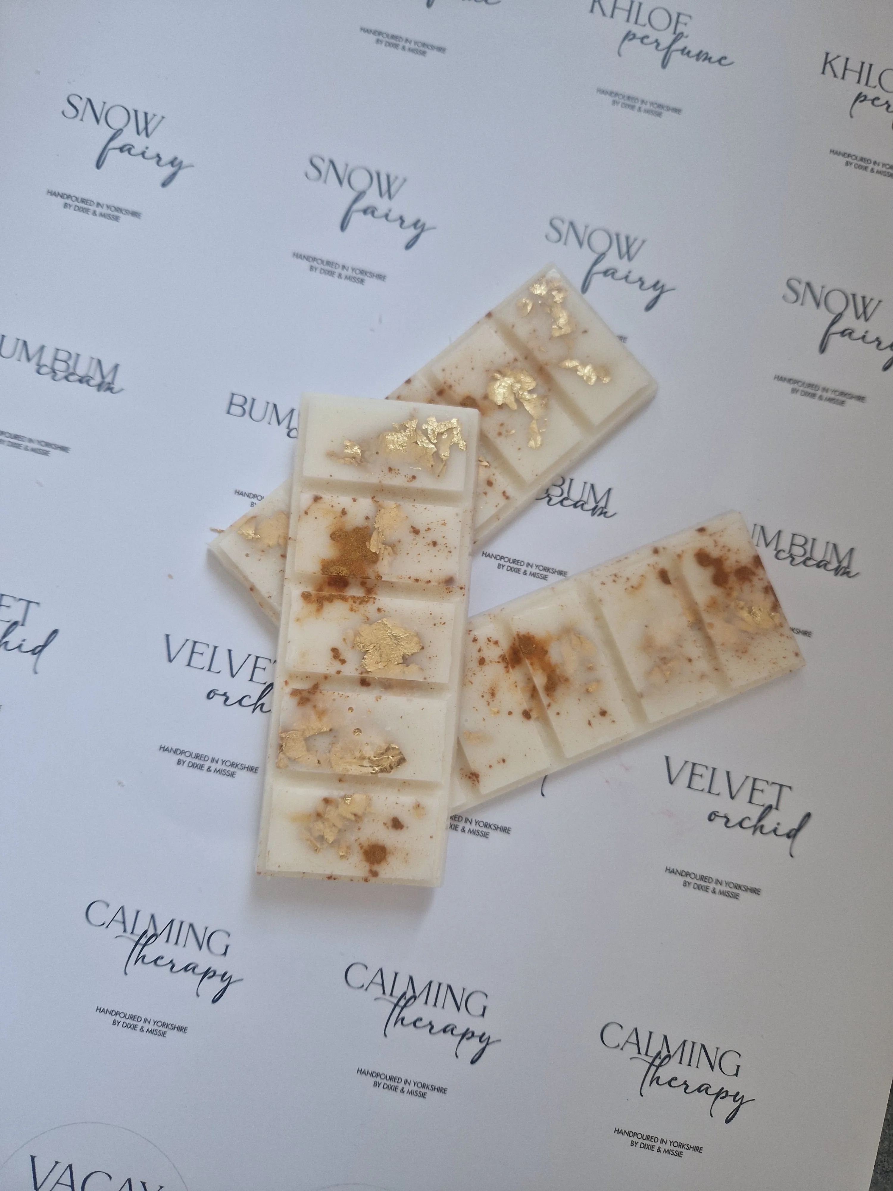 Comforting Waterlily & Lime Wax Melt Snap Bar, Cleaning Laundry Simmering Granules and Carpet Freshener, Strong Scented Home Wax