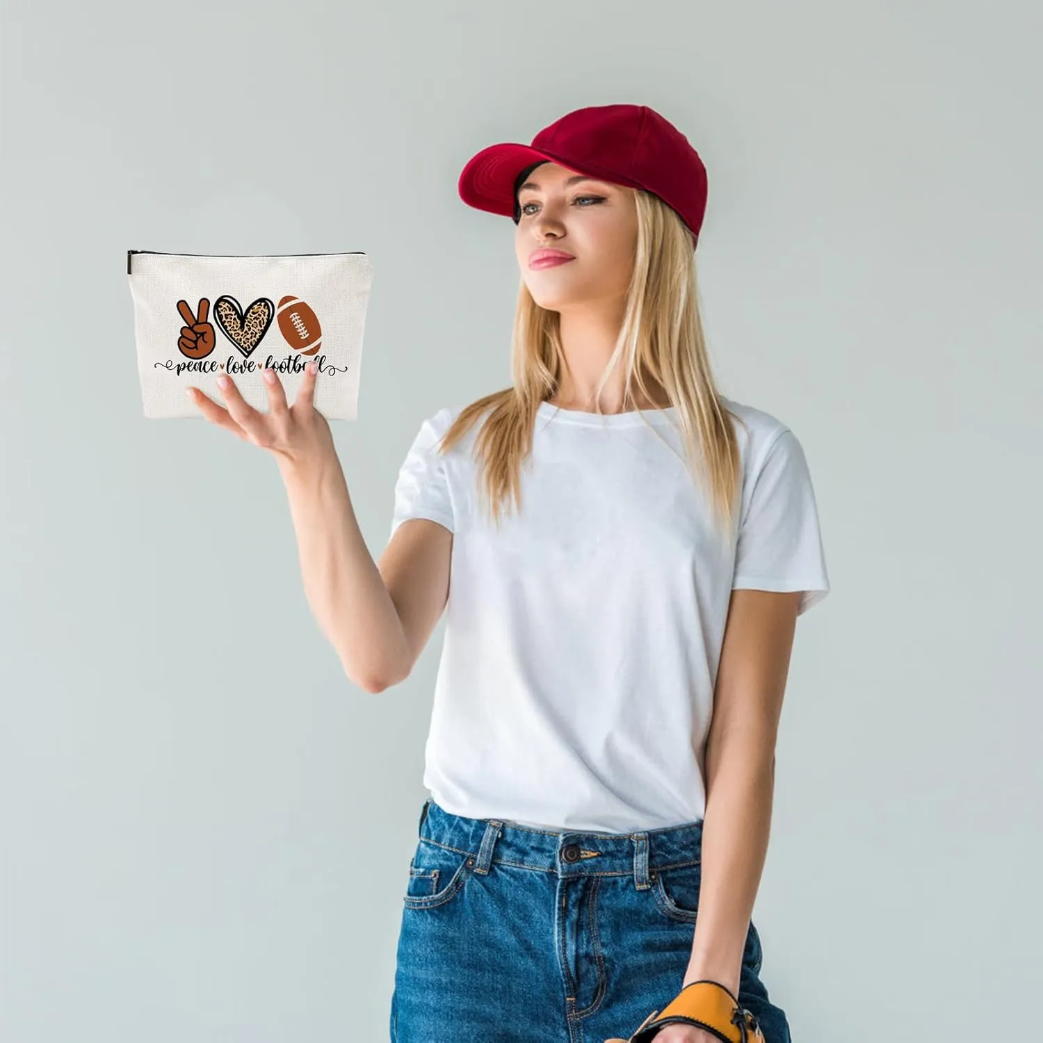 Football Gifts Makeup Bag - Inspirational Gift for Football Lovers ， Ideal for Mom, Grandma, Sister, Coworker, Friend, BFF | Birthday or Any Occasion ， Women's Gift