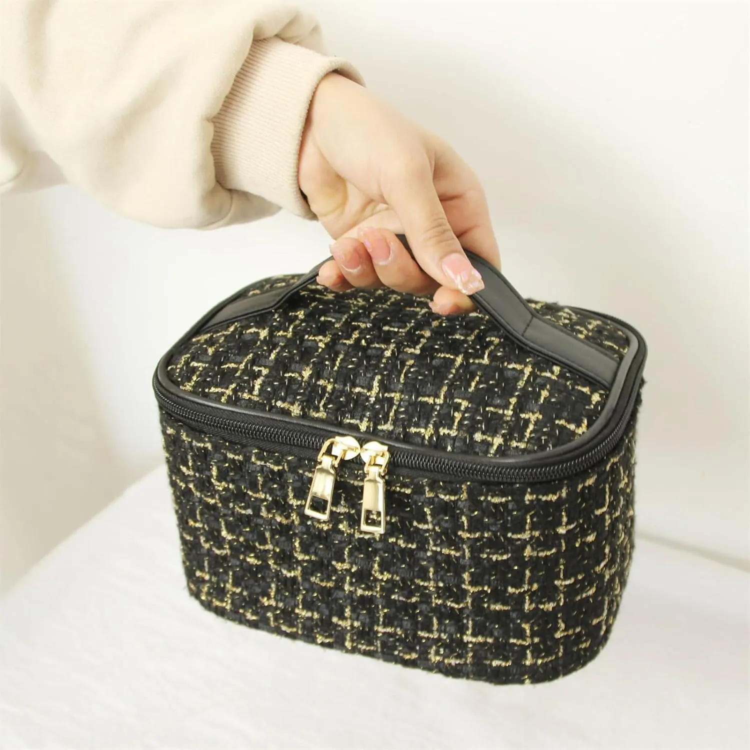 Travel Makeup Bag Girls, Large Capacity Weave Woolen Cloth Travel Toiletry Organizer Makeup Bags Accessories Storage,Black