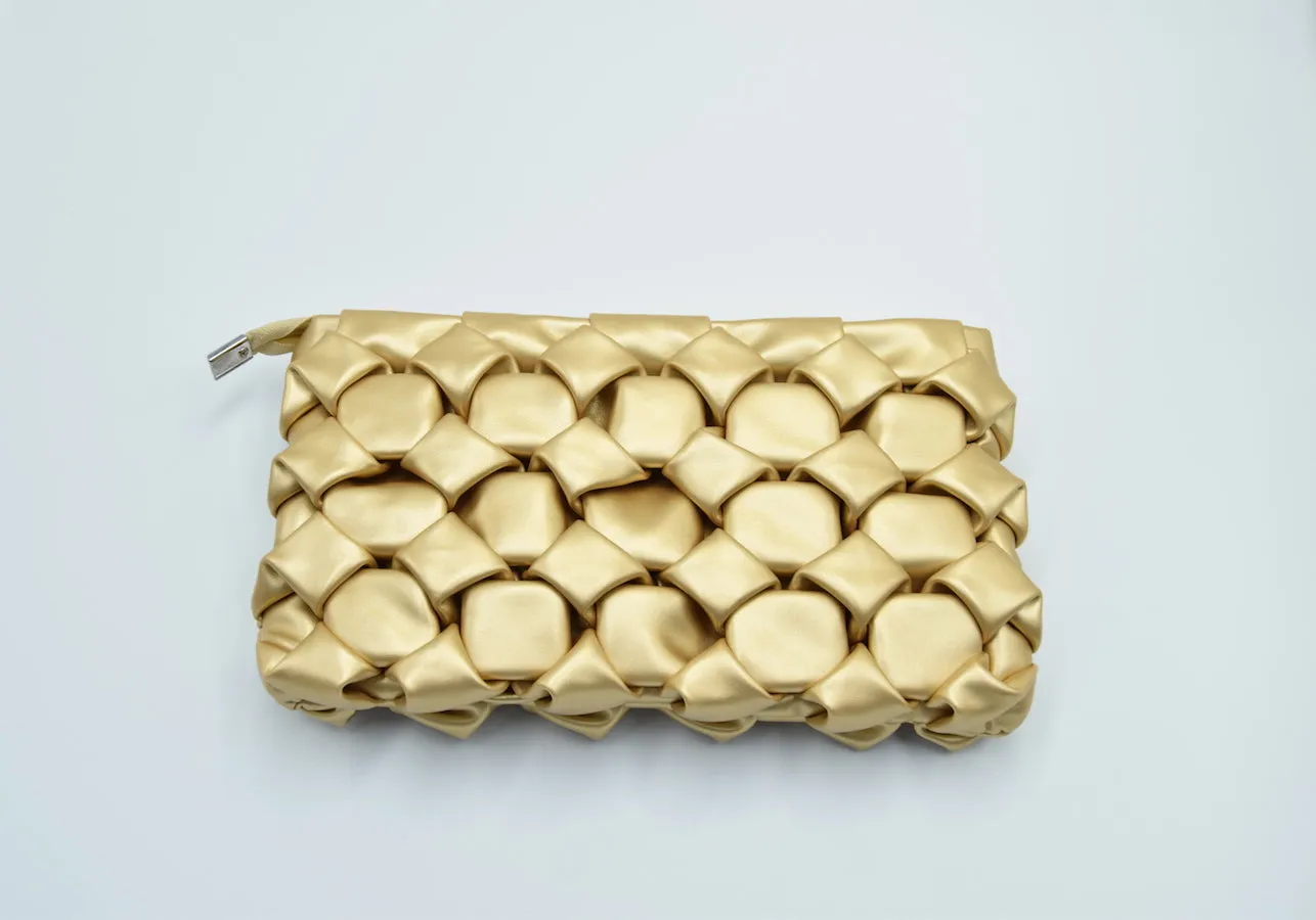 Viny - Women's Pouch Handbag